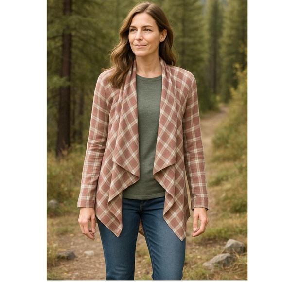 EDDIE BAUER Plaid Open Waterfall Roll-tab Top - Picture 2 of 16